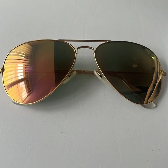 Authentic Gold on Gold oversized Aviator Ray Bans Ray-Ban RB3025 - Large Metal Aviator Sunglasses  main image 4
